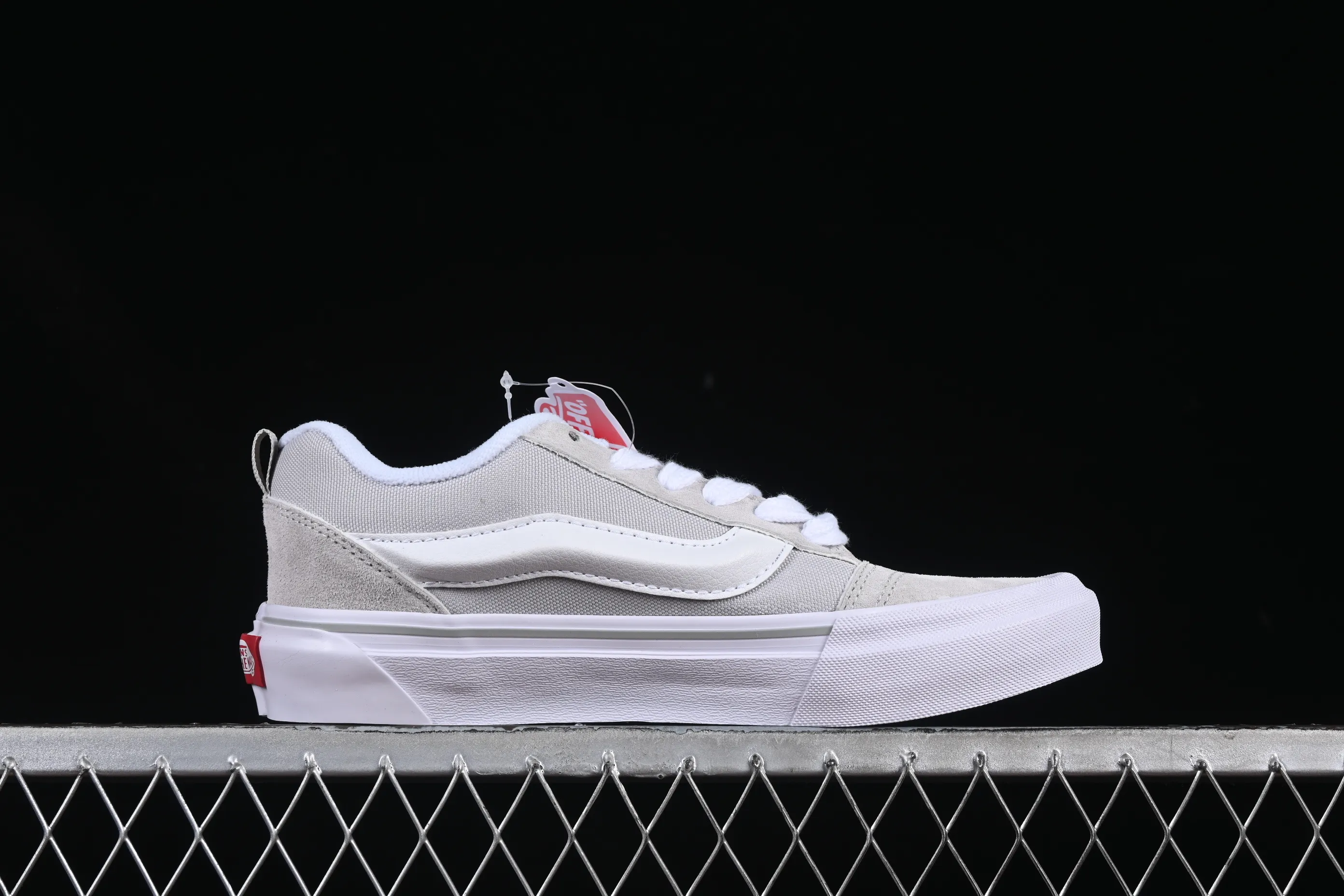 All categories Vans Vans series Vans Low Vans low-top Vans Knu Skool Vans low-top retro casual fat bread shoes VN000CRPBWD